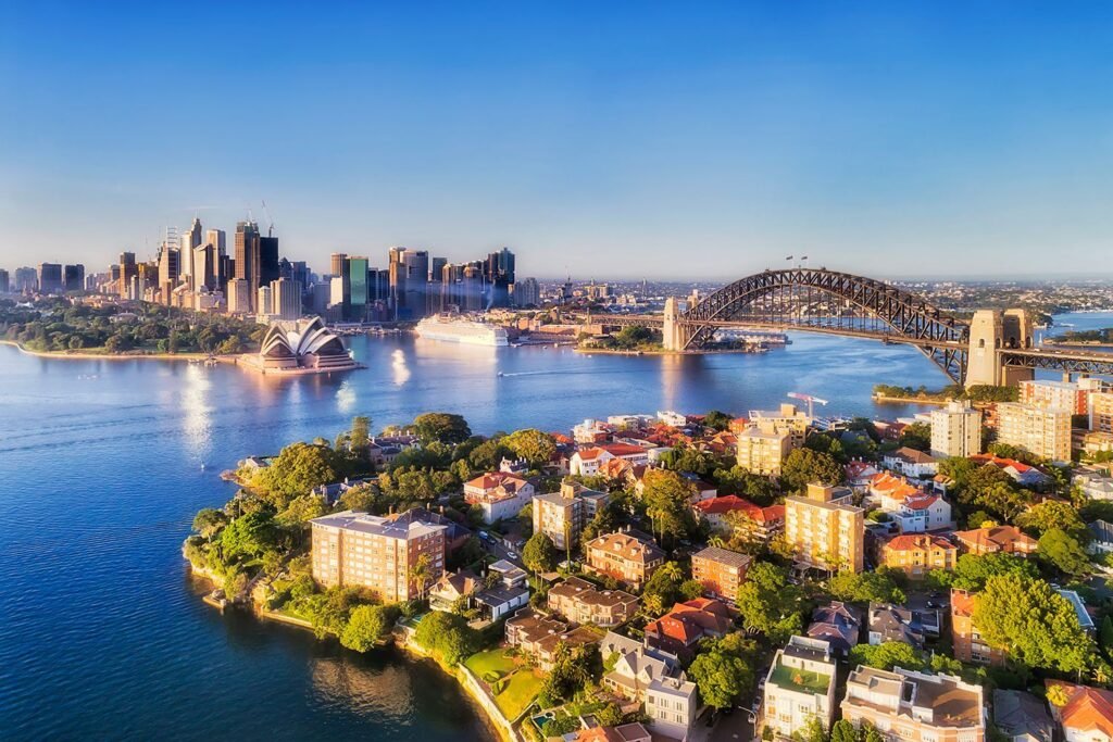 Australia: Land of Stunning Landscapes and Rich Heritage