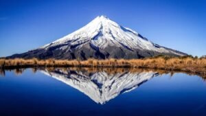 New Zealand: A Land of Natural Wonders and Rich Maori Heritage